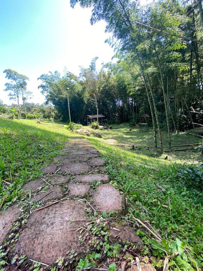 Finca clima templado, quebrada y jacuzzi; los clientes pueden usar todo el espacio y no tendrán que compartirlo con el anfitrión ni con otros huéspedes, calles en buen estado Alban  Esterno foto